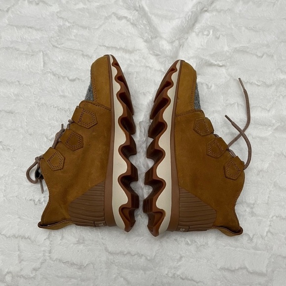 SOREL Women’s  KINETIC CARIBOU Waterproof Boot Size 5 - Picture 14 of 14